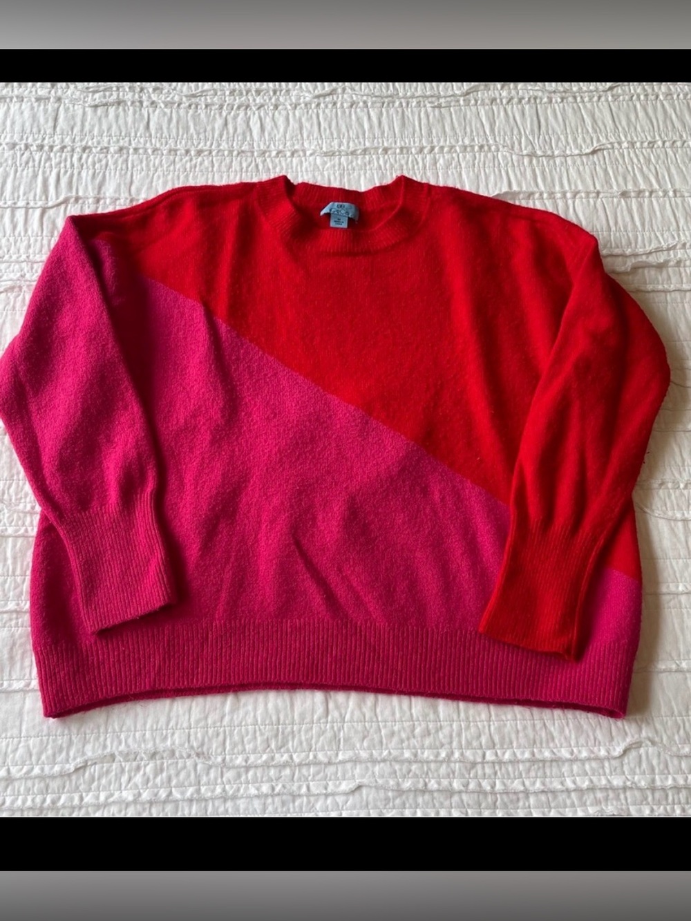 Red and Pink Colorblock Crewneck Sweater | Sz M